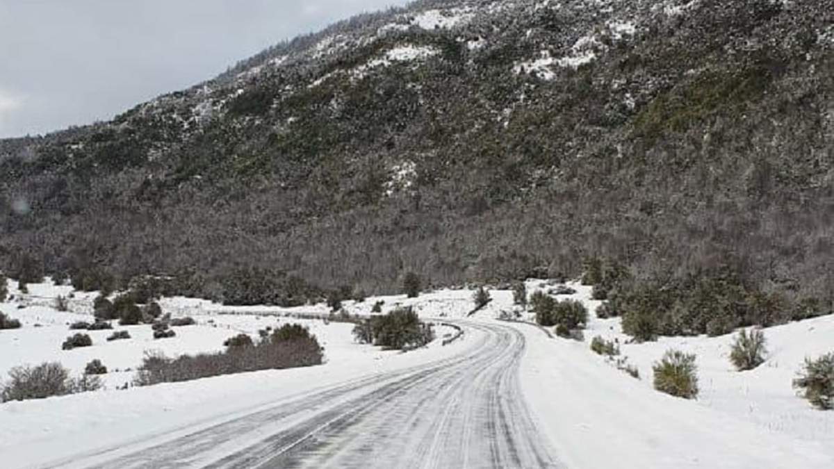Tramo de la ruta nacional N° 40. Fuente: (Twitter)
