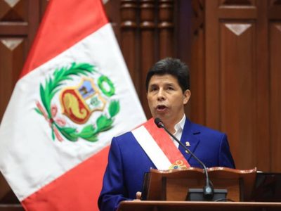 Detienen a Pedro Castillo después de ser destituido como presidente de Perú