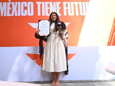 Indira Kempis se registra en MC como aspirante presidencial; denuncia presiones y amenazas