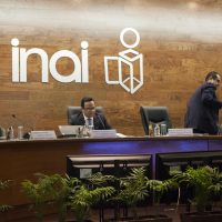 Acuña Llamas, el nuevo titular del INAI, coautor del no al recuento de boletas del 2006