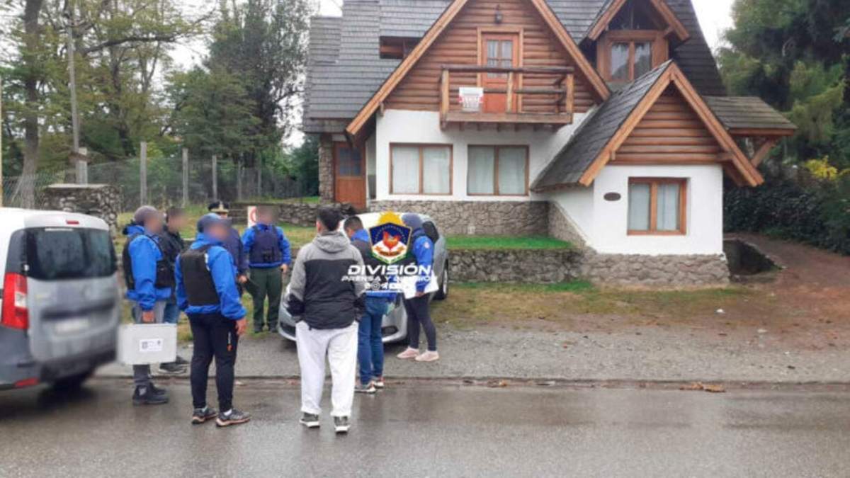 Entre los demorados habían dos trabajadoras de Desarrollo Social. Fuente: (Policía de Neuquén)