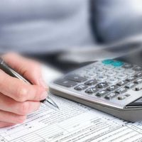 Los ingresos fiscales de Neuquén cayeron en el primer mes del año