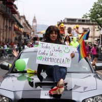 Alertan por aumento de homofobia tras iniciativa de Peña sobre bodas gay