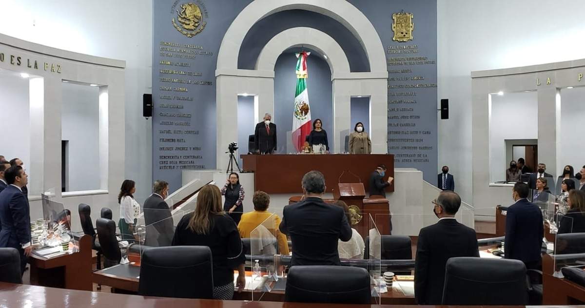 Sesión en el Congreso de San Luis Potosí