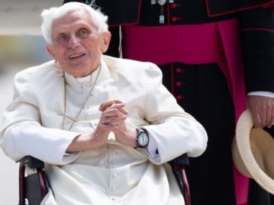 Falsa noticia de la muerte del papa emérito Benedicto XVI inunda las redes… y los medios
