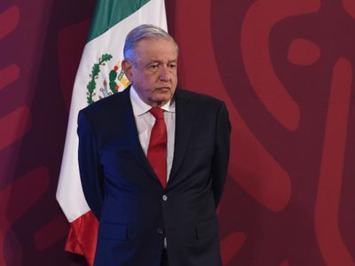 AMLO pidió en una carta a Donald Trump exonerar al Julian Assange, fundador de WikiLeaks