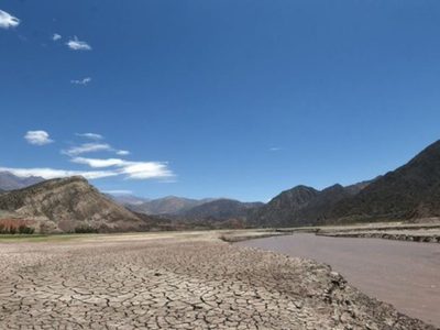 Pozos otorgados: el INA alertó por el descenso de agua