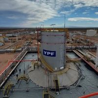 YPF avanza en Vaca Muerta con un proyecto de 56 pozos en el bloque La Angostura Norte II