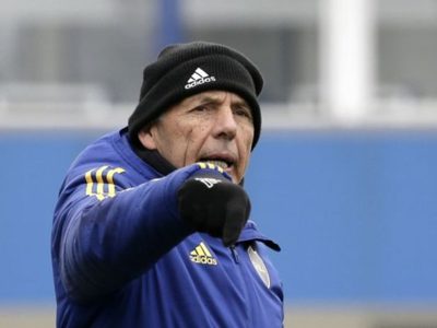 ¿Vuelve a la idea del Mundial de Clubes?: la sorprendente formación de Miguel Ángel Russo