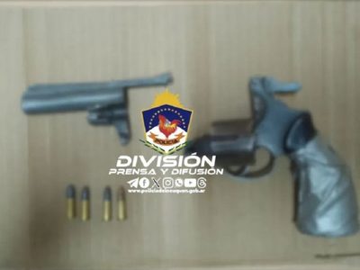 La policía detuvo en Neuquén a un sujeto que portaba un arma de fuego