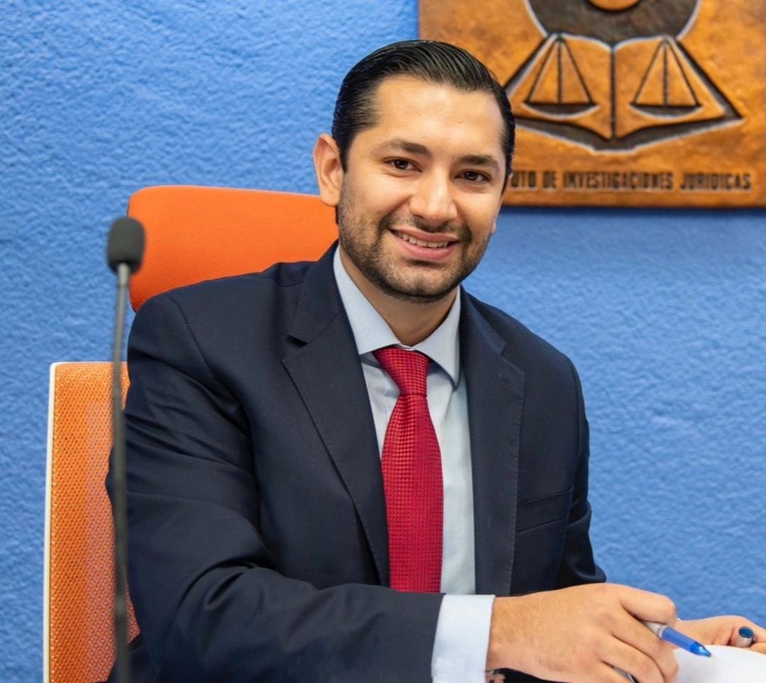 Carlos Felipe Fuentes del Río, consejero Jurídico Foto X  @cjpeqroo