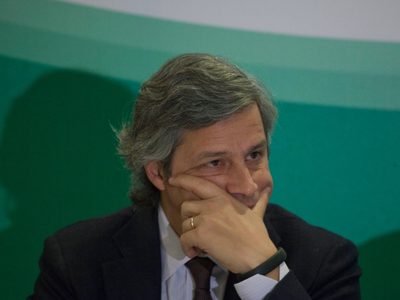 Claudio X. González se autoasignó un sueldo superior a los 300 mil pesos al mes en MCCI