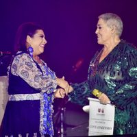 Lupita D’Alessio reúne a 100 mil personas en el Zócalo capitalino para celebrar el Día de las Madres