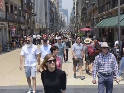 HR Ratings recorta previsión de crecimiento económico para México de 2.92% a 2.20%