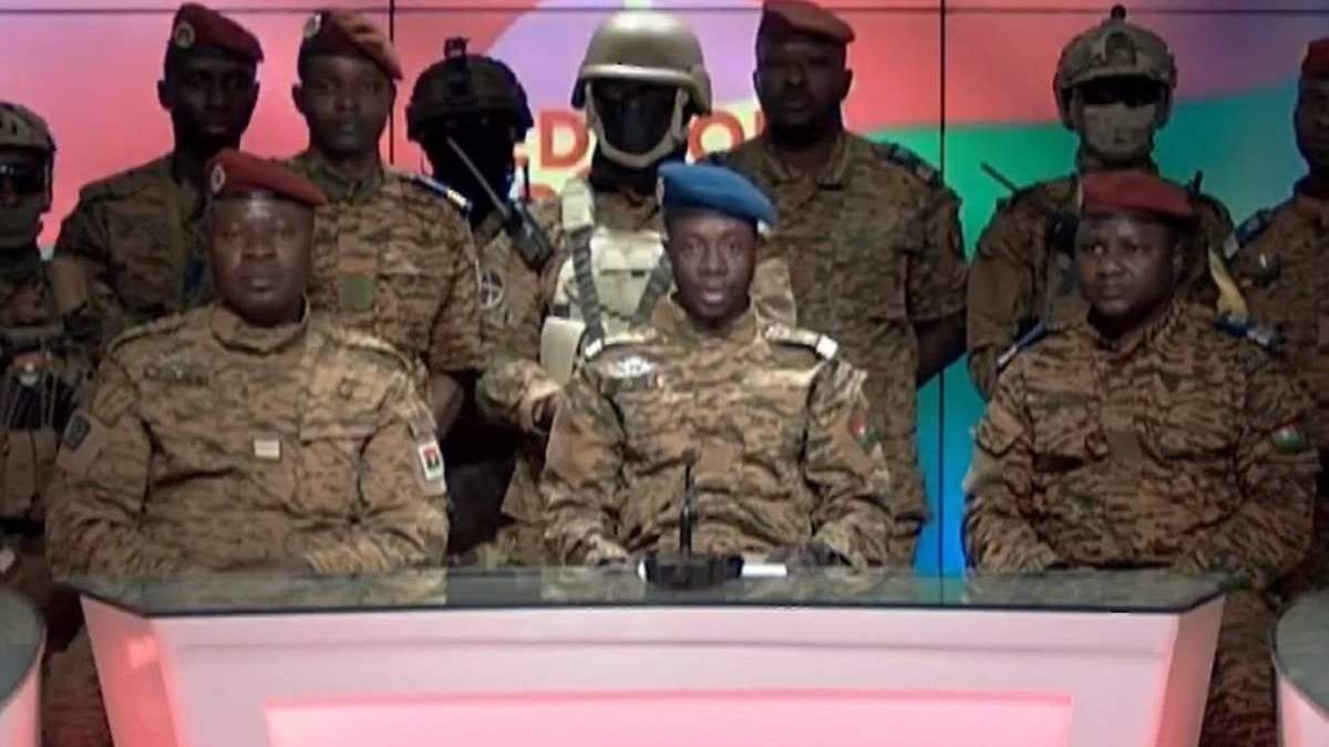 El Ejército de Burkina Faso culmina el golpe de Estado