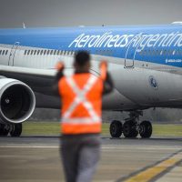 Este lunes inició el paro de trabajadores aeroportuarios que afectará a todo el país