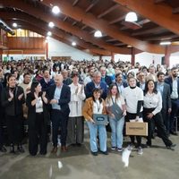 Becas Gregorio Álvarez: el Gobierno anunció la entrega de notebooks a los beneficiarios