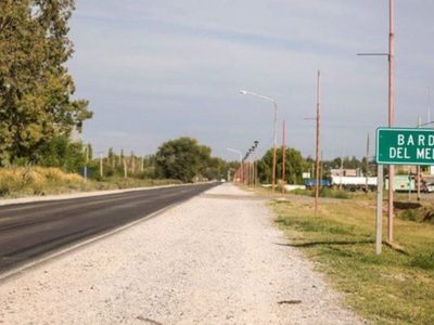 Imprudencia en Barda del Medio: un sobrepaso mal hecho terminó en un choque