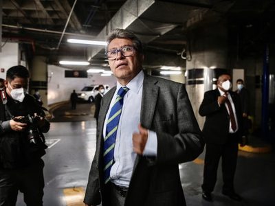 Monreal amaga con promover el desafuero de Layda Sansores; “Claudia, frena tu jauría”, dice