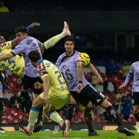 América evita la derrota ante Mazatlán; Cruz Azul vence a León y se mantiene como líder