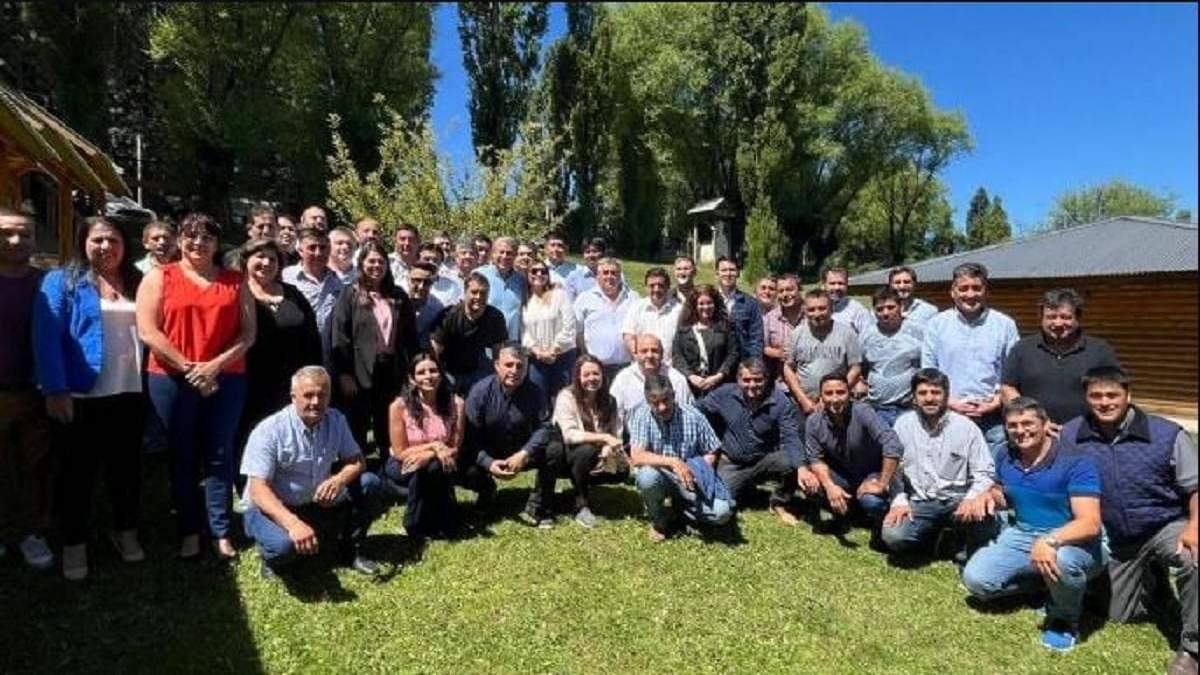 El grupo de intendentes que quiere que Figueroa regrese al MPN. Fuente: (Mejor Informado)