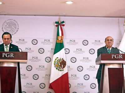 Tomás Zerón y otros nueve funcionarios, bajo acusación penal