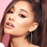 Ariana Grande subió la temperatura con una fogosa lencería y ¡encendió a toda la audiencia!