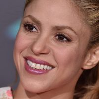 ¡Con distintos estilos! Shakira pasó por varios colores de cabellos a lo largo de 20 años