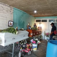 Velan a Paola y su hijo Dilan, cuyos cuerpos fueron rescatados en el cerro Chiquihuite