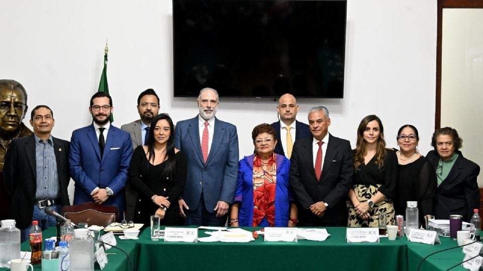Ernestina con el Consejo Judicial Ciudadano