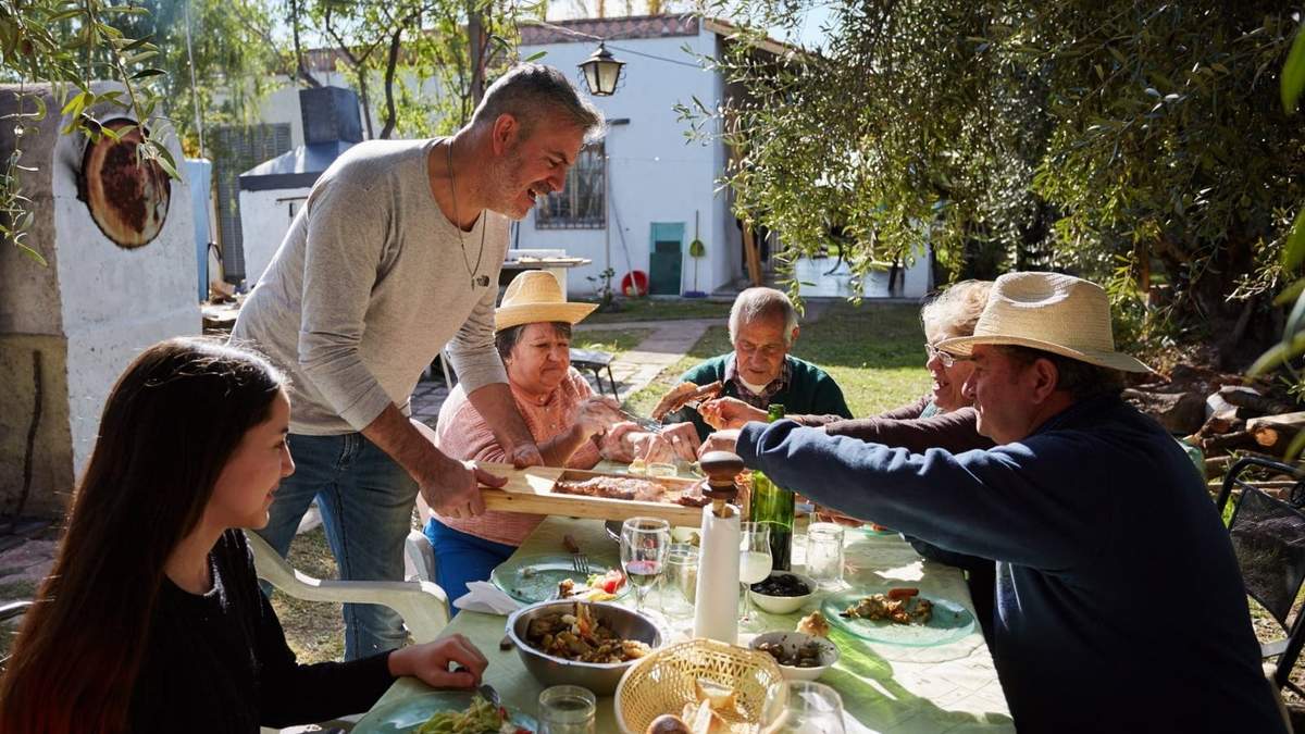 Reuniones familiares en cuarentena. Fuente: (Twitter)
