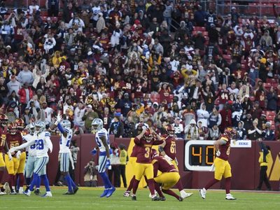 Los Commanders pierden su tercer partido consecutivo, 34-26, ante los Cowboys