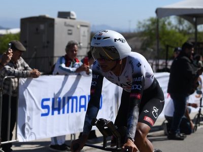 Isaac del Toro conquista carrera contrarreloj en Ensenada, su lugar de nacimiento