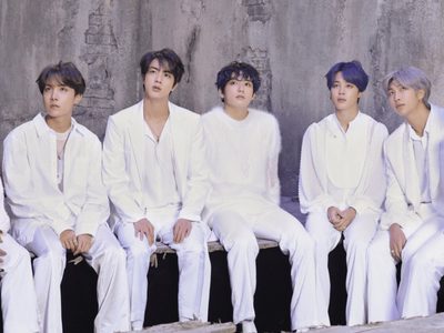 BTS dio de qué hablar en las redes con el video de Stay Gold