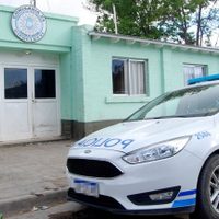 Rompieron el aislamiento y agredieron a la policía: ¡Mirá lo que pasó!