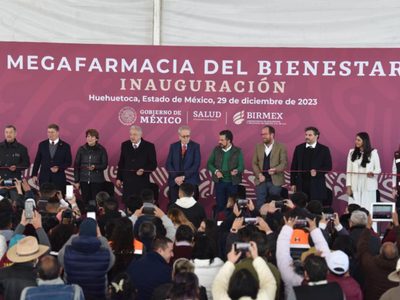 La megafarmacia impulsada por AMLO, ¿panacea o demagogia?
