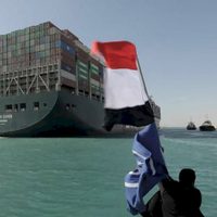Egipto exige una multimillonaria compensación por el bloqueo del Canal de Suez