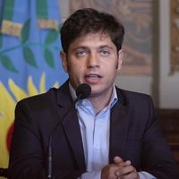 "Regala dinero como si fuera de él”: dura crítica de la oposición a Kicillof por el bono de $50.000