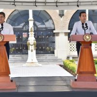 Entre mil 900 y dos mil ciudadanos han retornado a Honduras, afirma el presidente Juan Orlando Hernández