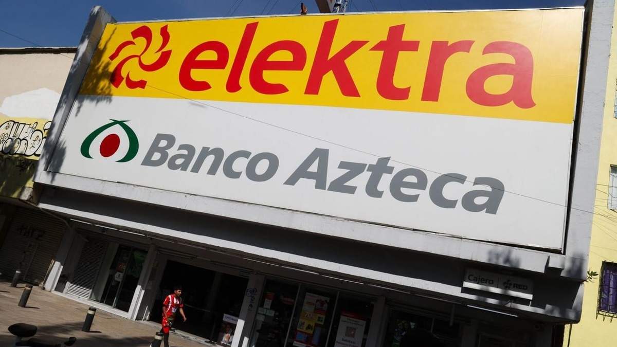 Una sucural de Elektra y Banco Azteca, de Grupo Elektra