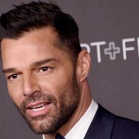 "¡IRRESPONSABLE!" Ricky Martin decepciona a todos con esta decisión. ¿Podría ir preso?