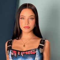 Ella es Gabriela, la mamá de Emilia Mernes de quien heredó su belleza