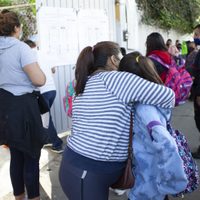 Expertos debaten sobre pros y contras del regreso a escuelas; destacan importancia emocional