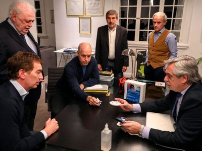 Santilli quiere evitar que las personas se muevan entre Ciudad y Provincia