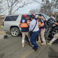 Alcalde de Taxco y un asistente resultan heridos en un ataque a balazos