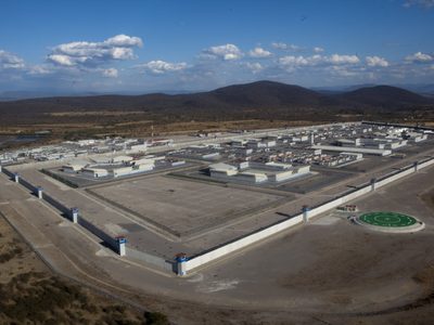 PRI busca que reclusas permanezcan con sus hijos hasta los tres años