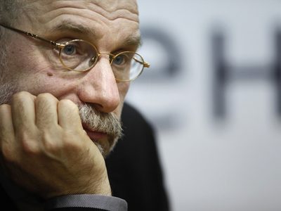 Corte rusa ordena detención del novelista Boris Akunin por su apoyo a Ucrania