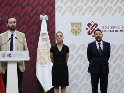 Sheinbaum desestima discutir el aumento a las tarifas del transporte
