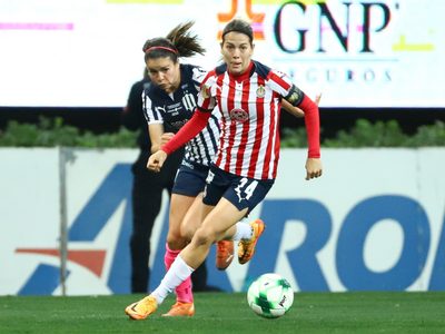 Chivas y Rayadas empatan 1-1 en la ida del Campeón de Campeones femenil (Videos)