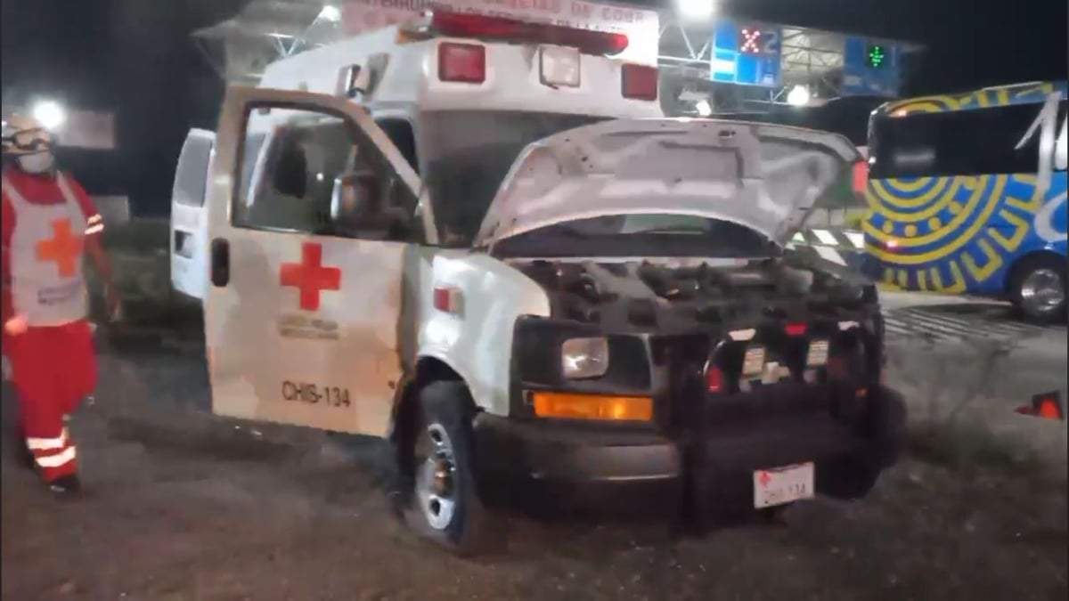 La ambulancia de la Cruz Roja baleada